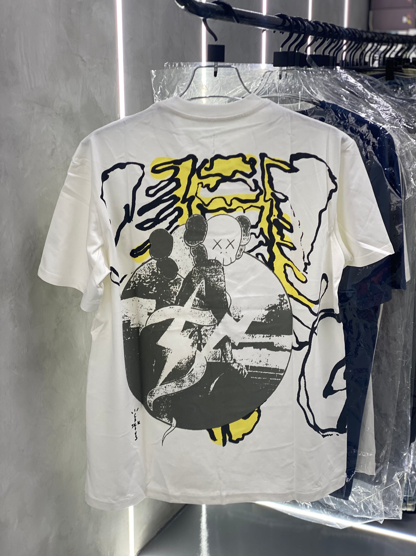 Travis Scott x KAWS x Fragment T-shirt