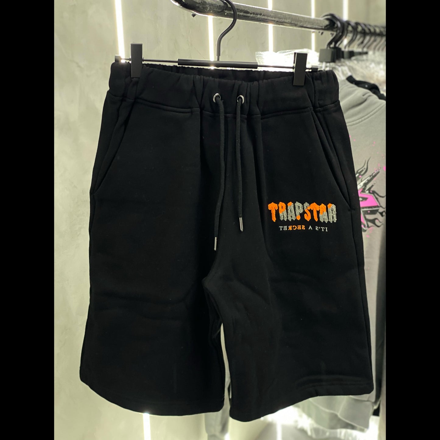 Trapstar Irongate “Black And Orange” Set
