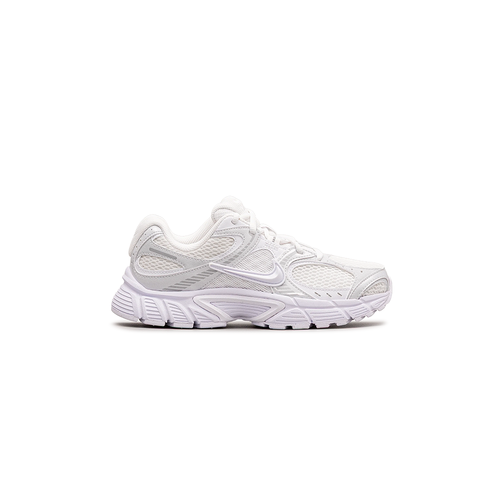 Nike V5 RNR Triple White