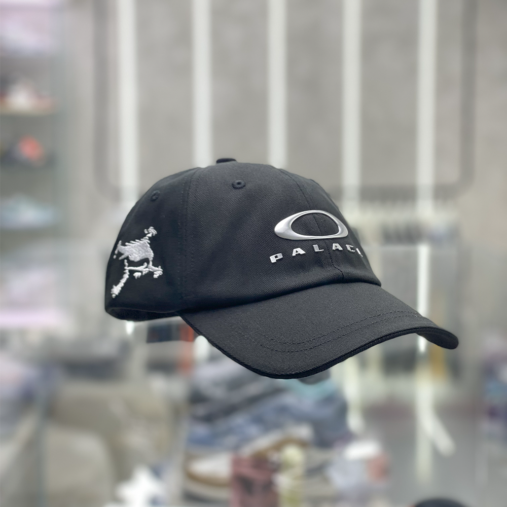 Palace x Oakley 6-Panel Black/Silver - SS23