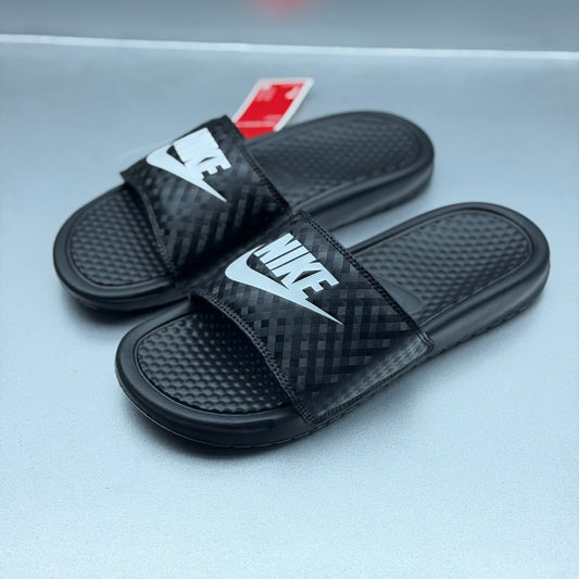 Nike Benassi JDI Slides